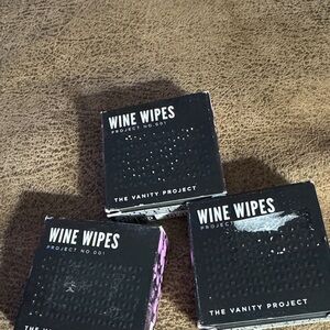 Wine Wipes The Vanity Project - Black with Pink Accents (Set of 3)